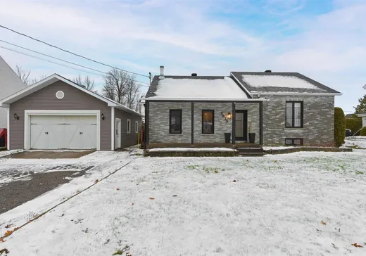 Bungalow à vendre - 3835 Boul. St-Jean, Trois-Rivières, G9B2M7
