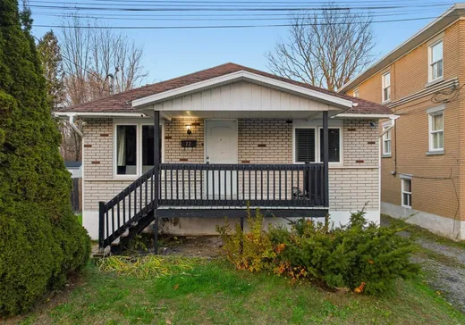 Maison à vendre - 72 Rue Matton, Pointe-Du-Lac, G9B 1A1