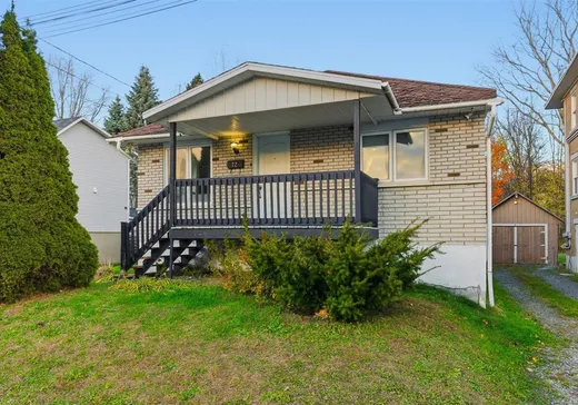 Maison à vendre - 72 Rue Matton, Pointe-Du-Lac, G9B 1A1