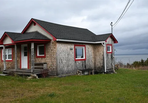 Maison à vendre - 4 Ch. des Côtes, L'Anse-Pleureuse, G0E 2E0