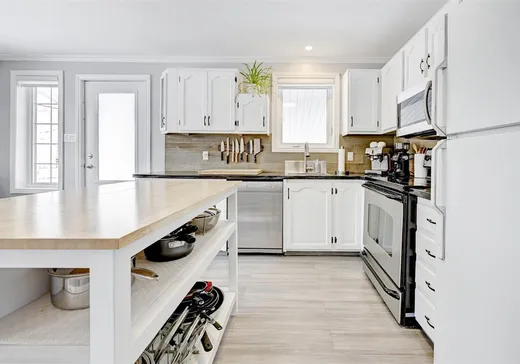 House for sale - 383 Rue Monseigneur-Vachon, Saint-Raymond, G3L 1C1