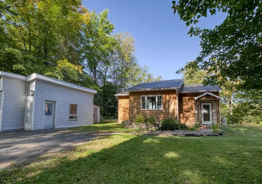 Bungalow à vendre - 1638 7e Rang, Saint-Adalbert, J0A1E0