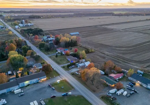 Maison à vendre - 2415 Rue Notre-Dame O., Victoriaville, G6T 2C7