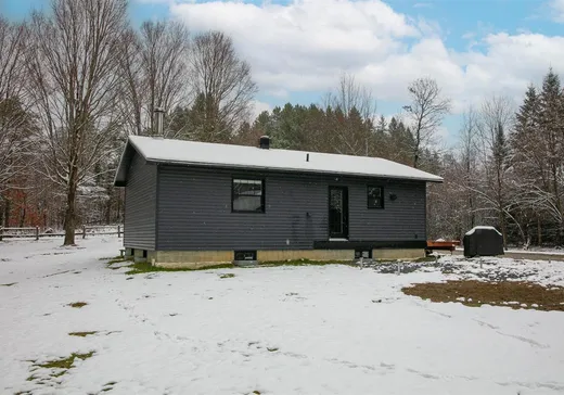 Maison à vendre - 507 Ch. Tambs, Bury, J0B 1J0