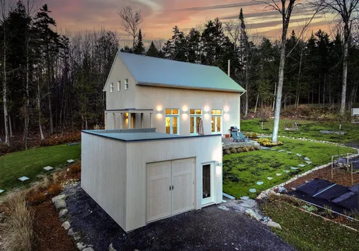 Maison à étages à vendre - 21 Ch. de la Source, Mansonville, J0E1X0