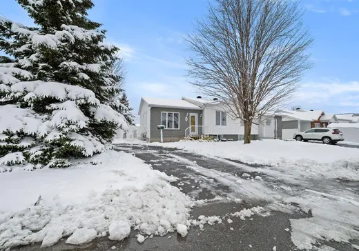 Bungalow à vendre - 2 Rue du Curé-Laflèche, Victoriaville, G6S1H8