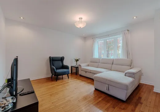 Maison à vendre - 77 Av. Fouquet, Candiac, J5R 0E4