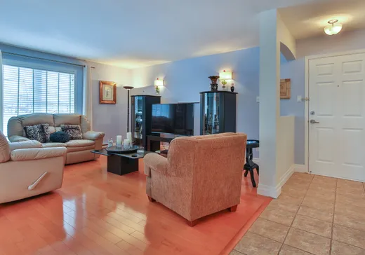 Condo à vendre - 328 Boul. St-Luc, Saint-Jean-sur-Richelieu, J2W 3B9