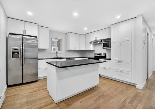 Maison à vendre - 4 Rue Labonté, Sainte-Thérèse, J7E 3N1