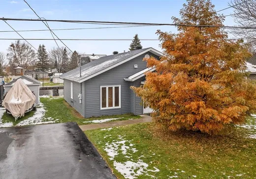 Maison à vendre - 153 70e Avenue, Saint-Zotique, J0P 1Z0