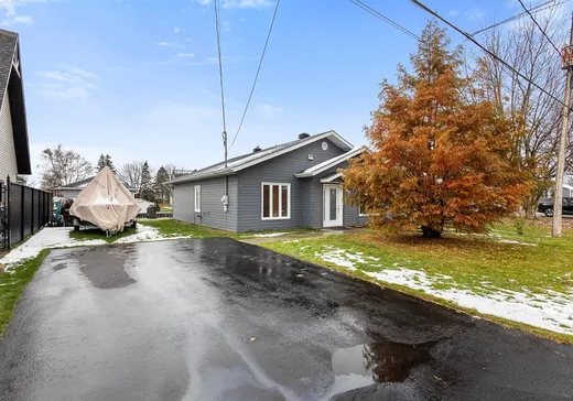 Maison à vendre - 153 70e Avenue, Saint-Zotique, J0P 1Z0