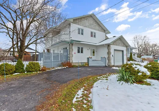 Maison à vendre - 24 Rue Paquette, Saint-Jean-sur-Richelieu, J2X 5S4