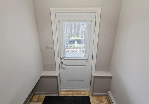 Maison à vendre - 22 Rue Desrosiers, Ste-Anne-De-Sorel, J3P 5C9