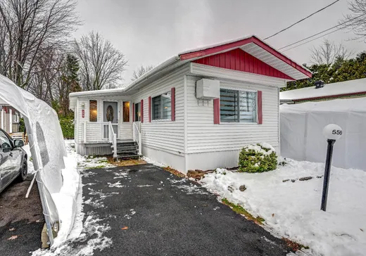 Maison à vendre - 559 29e avenue du Domaine, Sainte-Marthe-sur-le-Lac, J0N 1P0