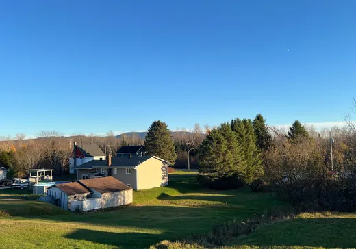 Maison à vendre - 50 Rue J.-B.-Godin, Scotstown, J0B 3B0