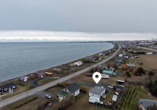 Maison à étages à vendre - 2133 Rue de Matane-sur-Mer, Matane, G4W3M6