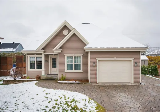 Bungalow à vendre - 1148 Rue de la Licorne, Lévis, G6Z3N7
