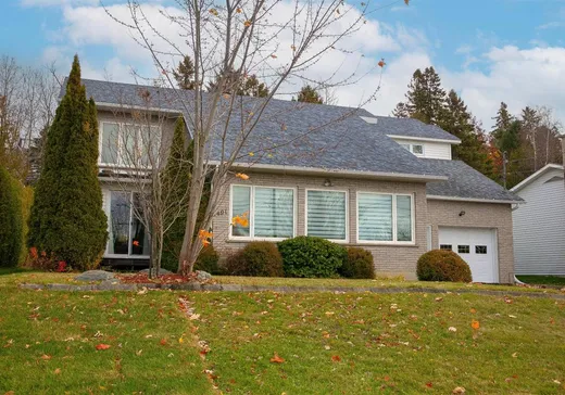 Two or more stories for sale - 1491 Boul. Mi-Vallon, Sherbrooke, J1N1V6