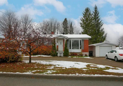 Bungalow for sale - 5051 Rue Henri-Labonne, Sherbrooke, J1N3V1