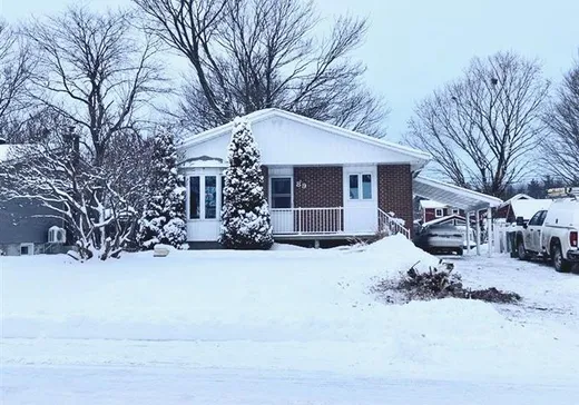 Maison à vendre - 89 Rue des Colibris, Lachute, J8H 3Z7
