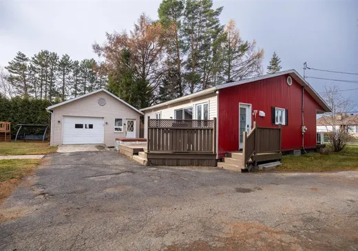 Maison à vendre - 5402 Route de Fossambault, Ste-Catherine-de-la-JC, G3N 2T8