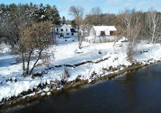 Maison à vendre - 1663 Rue Principale, Saint-Adalbert, J0A 1E0