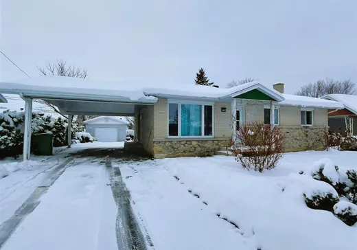 Bungalow à vendre - 1057 Av. Tardif, Plessisville, G6L2S7