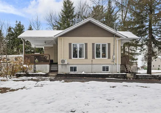 House for sale - 210 Rue des Voiliers, Drummondville, J2A 1S6