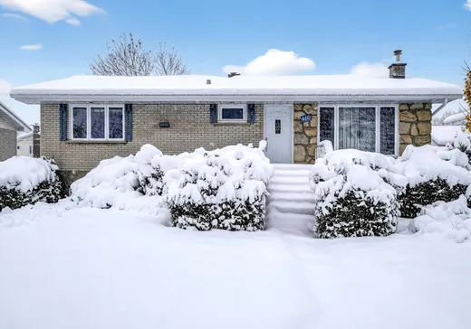 Maison à étages à vendre - 910 Rue Corbeil, Laval (Chomedey), H7X1Z4
