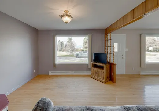 Maison à vendre - 268 Rue Non Disponible-Unavailable, Saint-Marc-des-Carrières, G0A 4B0