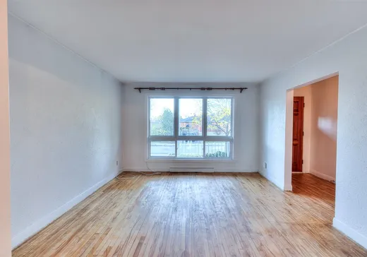 Maison à vendre - 791 Boul. Neptune, Dorval, H9P 2A9