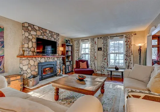 House for sale - 1325 Rue de la Laurentie, Sainte-Adèle, J8B 3A3