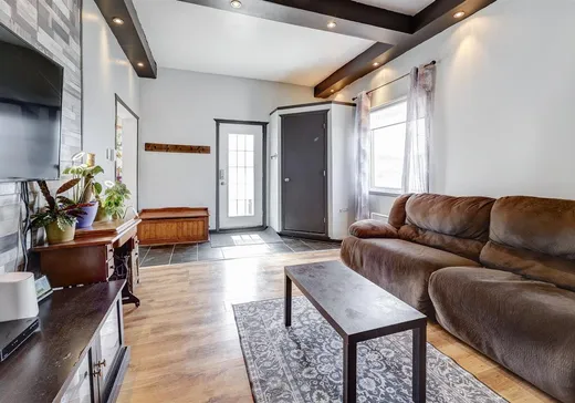 Maison à vendre - 212 Av. St-Émilien, St-Raymond, G3L 3X2