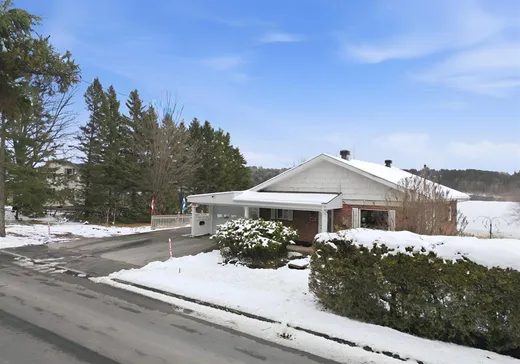 Maison à vendre - 740 95e Rue, Saint-Georges, G5Y 3K1