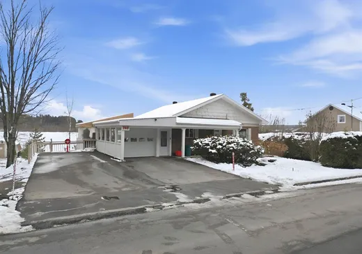 Maison à vendre - 740 95e Rue, Saint-Georges, G5Y 3K1