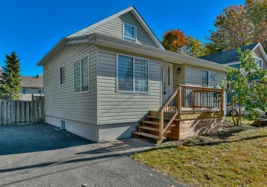 Maison à vendre - 340 26e Avenue, Pointe-Calumet, J0N 1G0