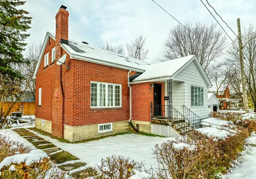 Maison à étages à vendre - 363 4e Avenue, Beloeil, J3G1R6