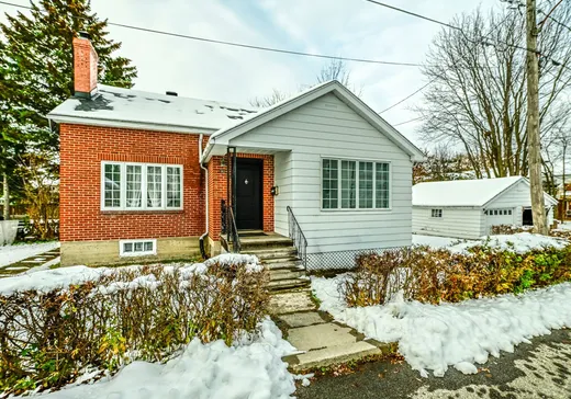 Maison à vendre - 363 4e Avenue, Beloeil, J3G 1R6