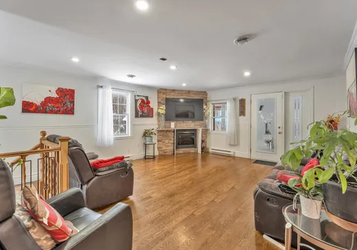 House for sale - 6945 Route 335, Saint-Calixte, J0K 1Z0