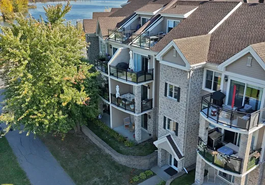 Condo for sale - 75 Place Charles-Lemoyne, Sainte-Catherine, J5C 0A2