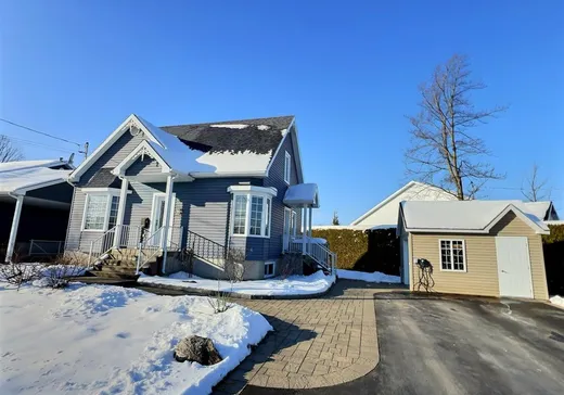 1 1/2 Storey for sale - 906 Rue des Rossignols, Victoriaville, G6T1G7