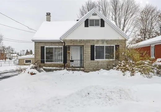 Bungalow for sale - 504 Rue Julien, Cap-De-La-Madeleine, G8T6X1