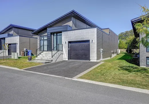 House for sale - 110Z Rue Bénard, Sainte-Julie, J3E 0C6