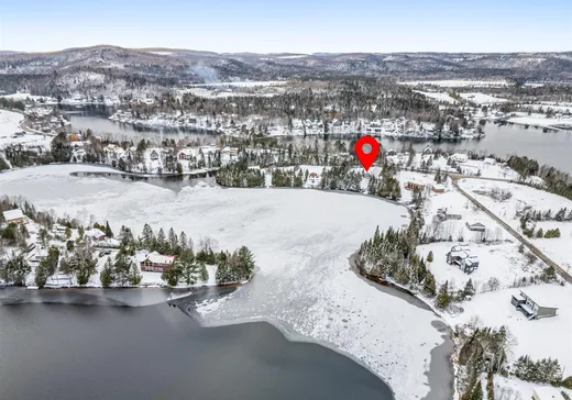 House for sale - 380 Rue du Lac-Vert, Riviere-A-Pierre, G0A 3A0