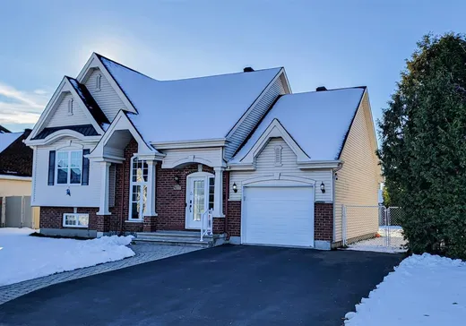 House for sale - 312 Rue Mary, Lachute, J8H 4L7