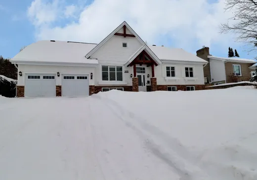 House for sale - 200 Rue Landry, Val-d'Or, J9P 5N6