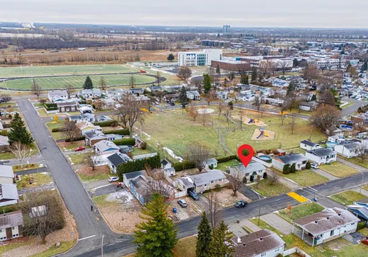 House for sale - 26 Rue Larin, Salaberry-de-Valleyfield, J6T 5E9