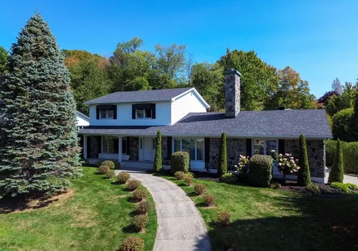 Two or more stories for sale - 705 Rue de Chambly, Sherbrooke, J1J2Y1