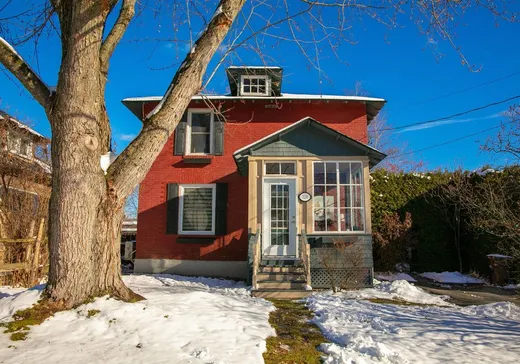 Two or more stories for sale - 326 6e Avenue, Sherbrooke, J1G2M4