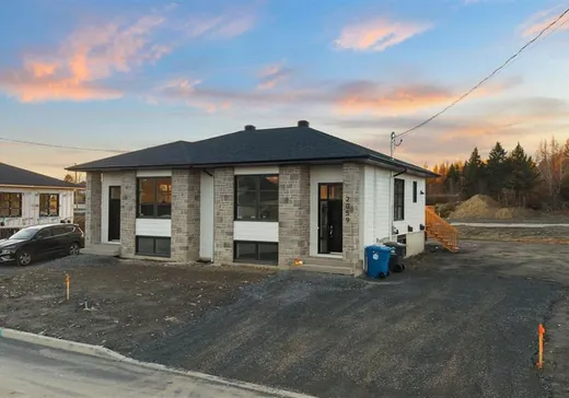 Bungalow à vendre - 15581 21e Avenue, Saint-Georges, G5Z2M6